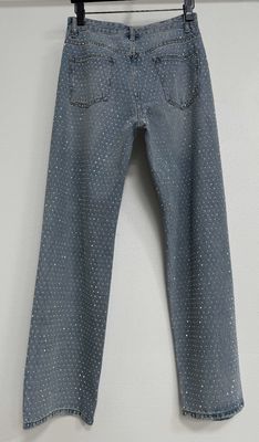 Modası Gelişmiş Rhinestone Ziyaretleri Gözleri Çekecek Düz Kesilmiş Jeans Moda Görünümü