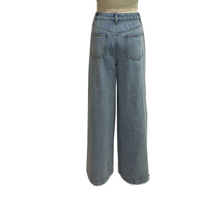 Yüksek Belli Jeans Bel Çizgisini Geliştirir